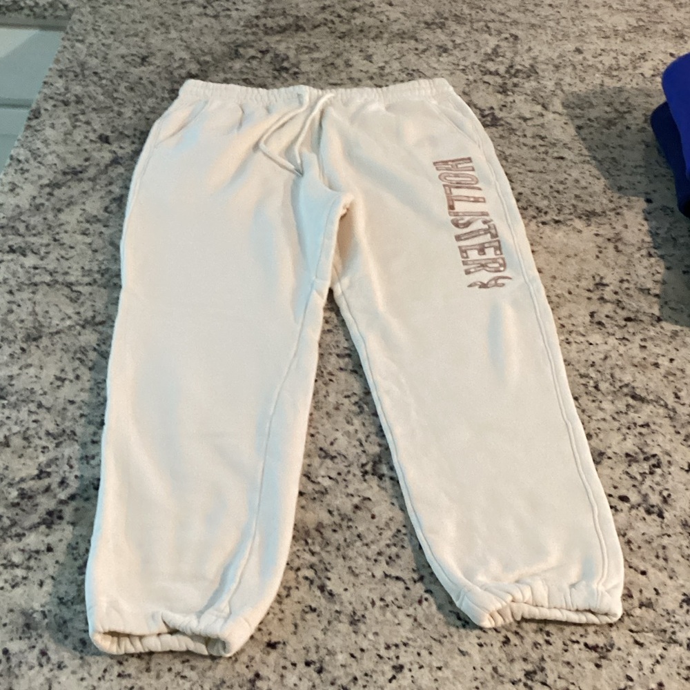 Hollister Cream Sweatpants with Volunteer Leg Print
